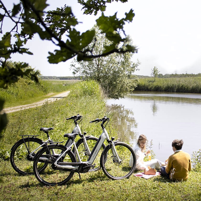 Rent an eletric touring bike